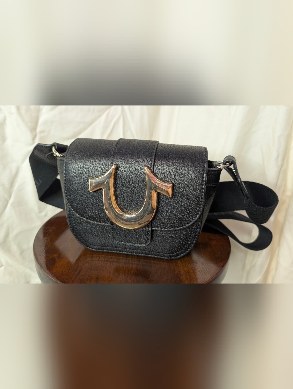 True Religion Black Crossbody Bag Pebbled Faux Leather Horseshoe Logo Purse